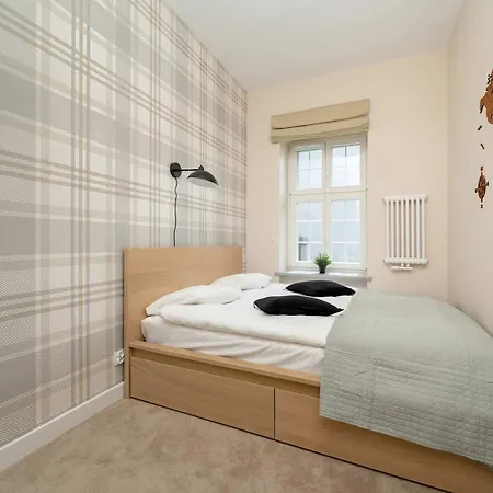 Stylish In Near The Old Town By Renters *